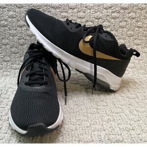 Nike Air Max Motion Lw Shoes Women's 9.5 Black Metallic Gold 833662-002 Low Top